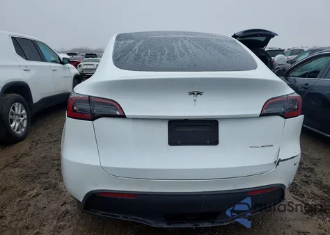2022 Tesla Model Y z USA, uszkodzony, nr VIN 7SAYGDEE4NA012963